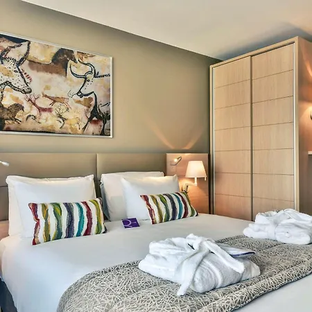 Mercure Centre Historique Hotell 4*