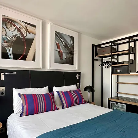 Mercure Centre Historique Otel 4*