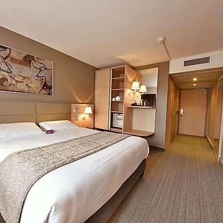 Mercure Centre Historique Периго