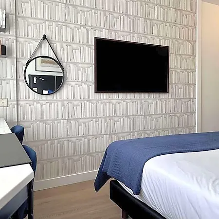 Отель Mercure Centre Historique