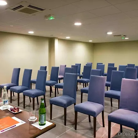 Mercure Centre Historique Отель Периго