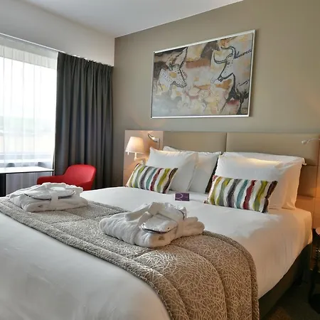 Отель Mercure Centre Historique 4*