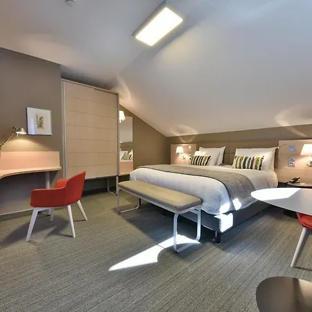 Отель Mercure Centre Historique Периго