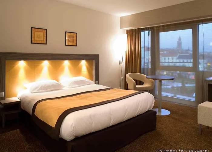 Hotel Mercure Centre Historique 4*